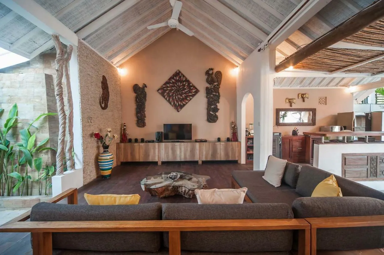 Coco Poco Villa Seminyak  Seminyak (Bali)
